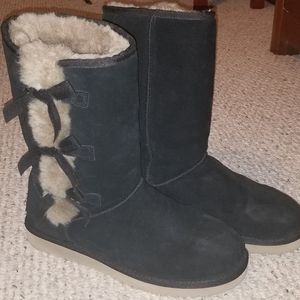 Koolaburra by UGG black boots with bows size 10